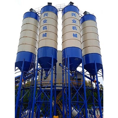 Вертикальний силос для зберігання цементу